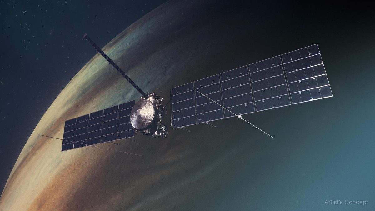 Learn more about Europa Clipper